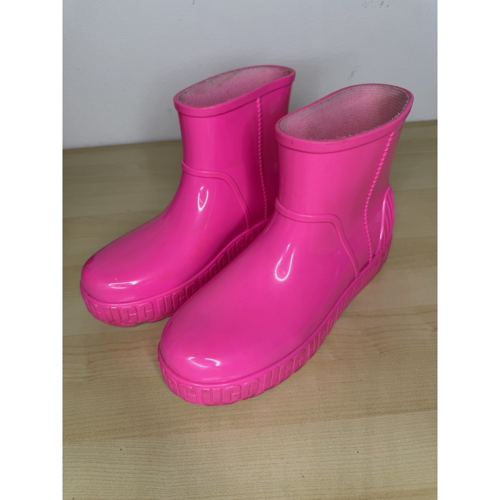 UGG Women's Drizlita rain boots in Taffy Pink Size 10